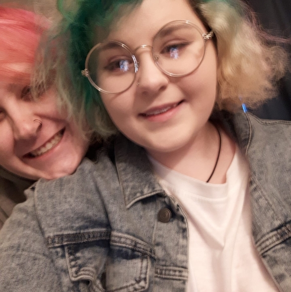 Meet your Posher, Jodi - Picture 1 of 1